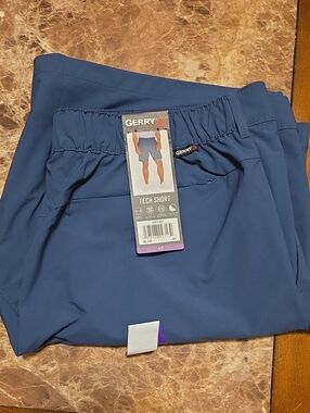 Gerry Weber Men's Tech Shorts - Navy Blue